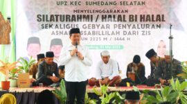 Bupati Sumedang Dony Ahmad Munir di  Acara Silaturahmi Idul Fitri 1444 H/2023 M di lingkungan Pemerintah Kecamatan Sumedang Selatan, Rabu (3/5). 