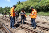 Jelang Gapeka 2023, Petugas KAI Cek Lintas 